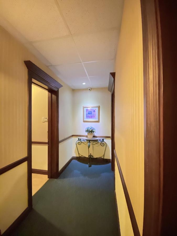 הו צ'י מין סיטי Central Hotel & Residences Swimming Pool מראה חיצוני תמונה