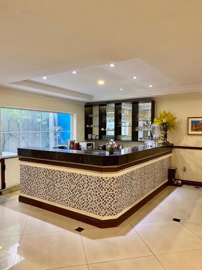 הו צ'י מין סיטי Central Hotel & Residences Swimming Pool מראה חיצוני תמונה