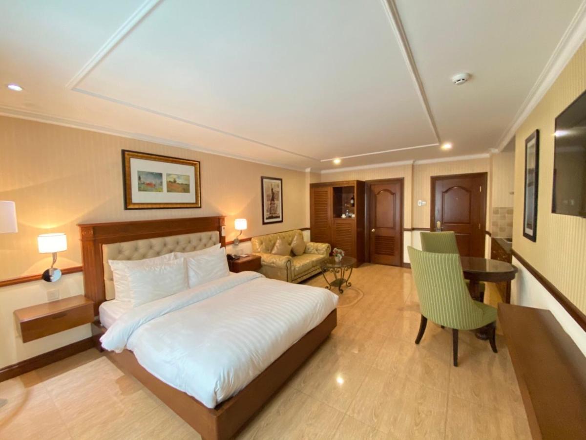 הו צ'י מין סיטי Central Hotel & Residences Swimming Pool מראה חיצוני תמונה