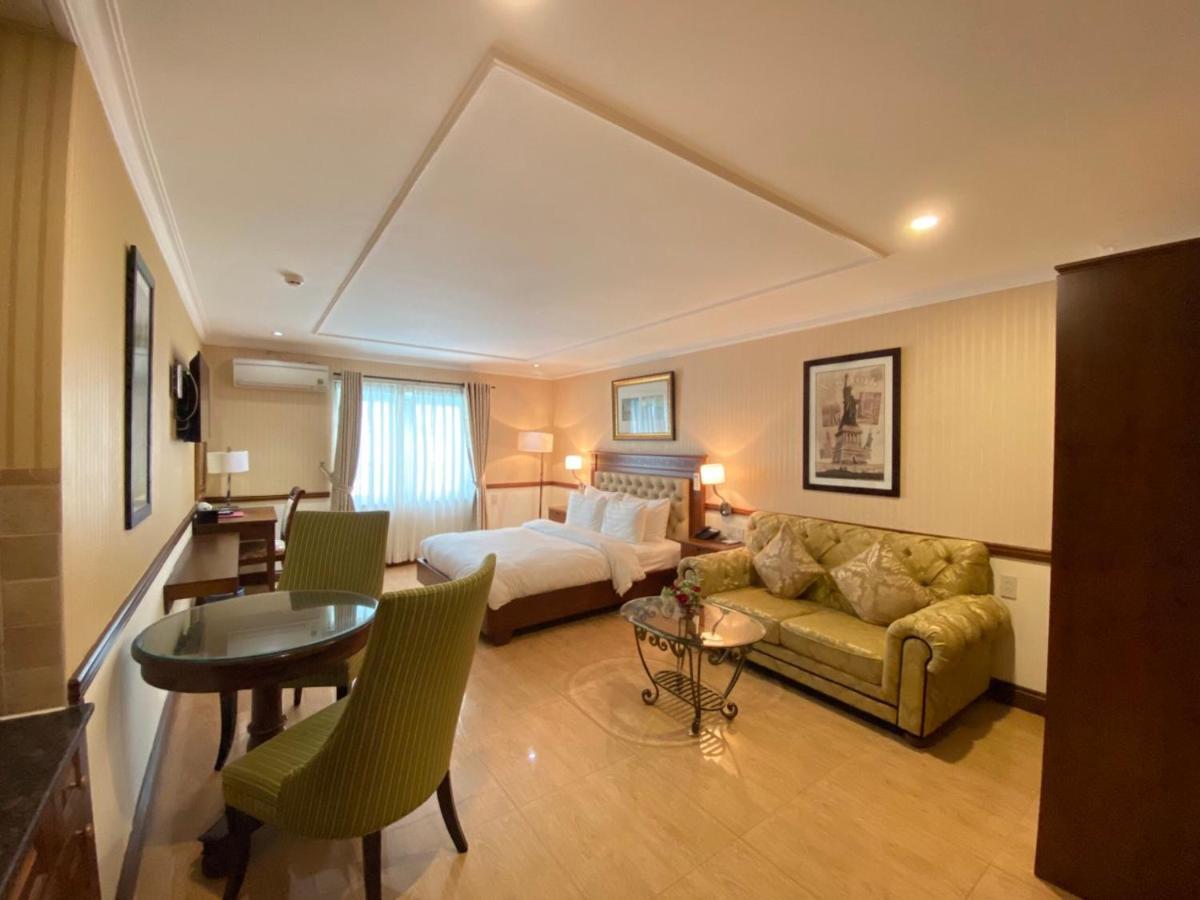 הו צ'י מין סיטי Central Hotel & Residences Swimming Pool מראה חיצוני תמונה