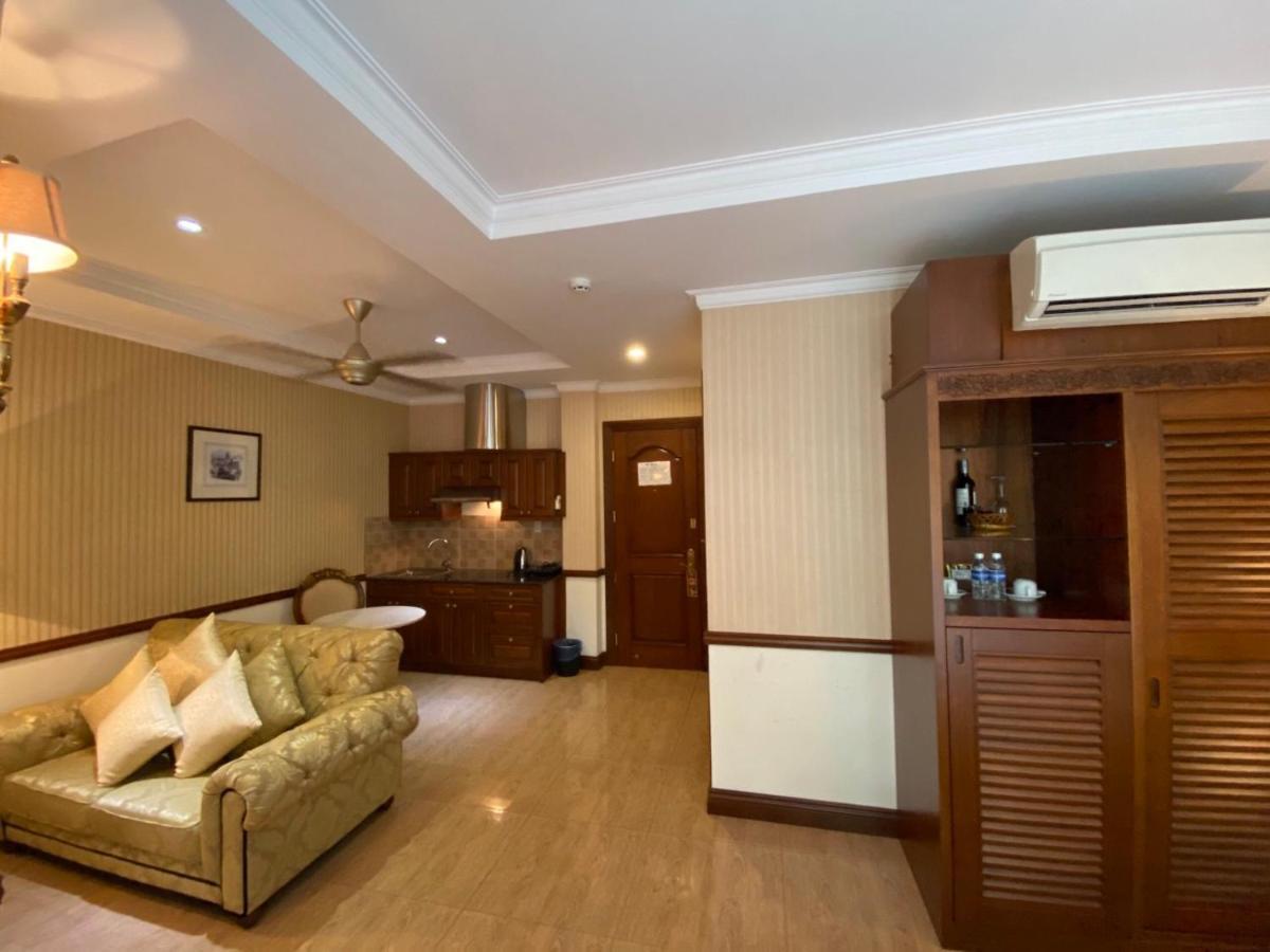 הו צ'י מין סיטי Central Hotel & Residences Swimming Pool מראה חיצוני תמונה