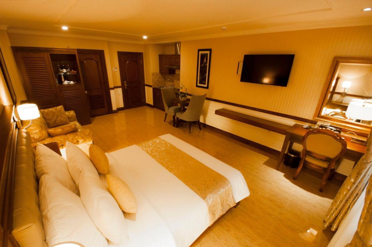 הו צ'י מין סיטי Central Hotel & Residences Swimming Pool מראה חיצוני תמונה