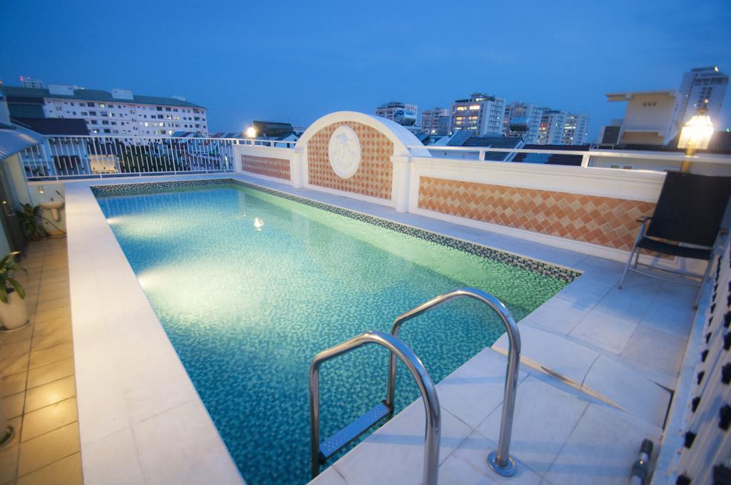 הו צ'י מין סיטי Central Hotel & Residences Swimming Pool מראה חיצוני תמונה
